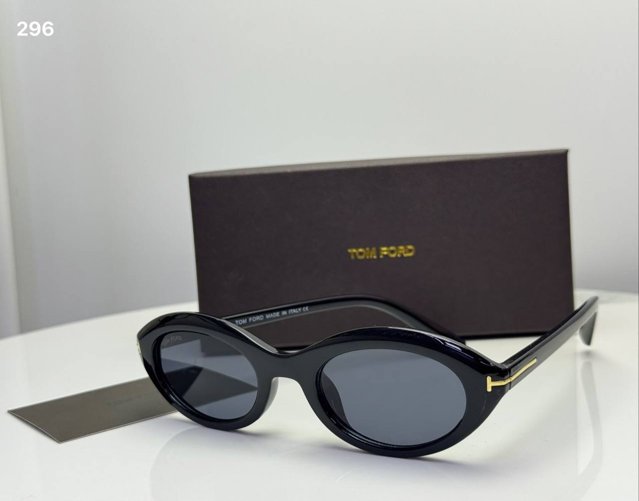 TomFord

55 DHS🇦🇪🇦🇪🇦🇪

Good quality 

Zain182
♥️♥️♥️