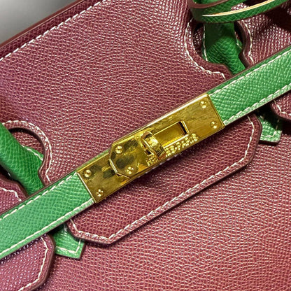 HERMES 
GOOD QUALITY 
120 dhs🇦🇪🇦🇪
SIZE: 30cm

Zain295
♥️♥️♥️