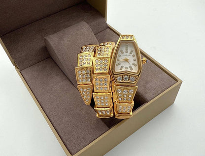 Bvlgari New 
75 dhs🗽

Zain45
♥️♥️♥️