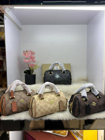 LV - Coach - Gucci - Chanel
85 dhs✅

Zain299
♥️♥️♥️