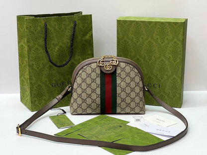 Gucci

75 dhs❣️

With box
🎁🎁🎁

Zain219
♥️♥️♥️