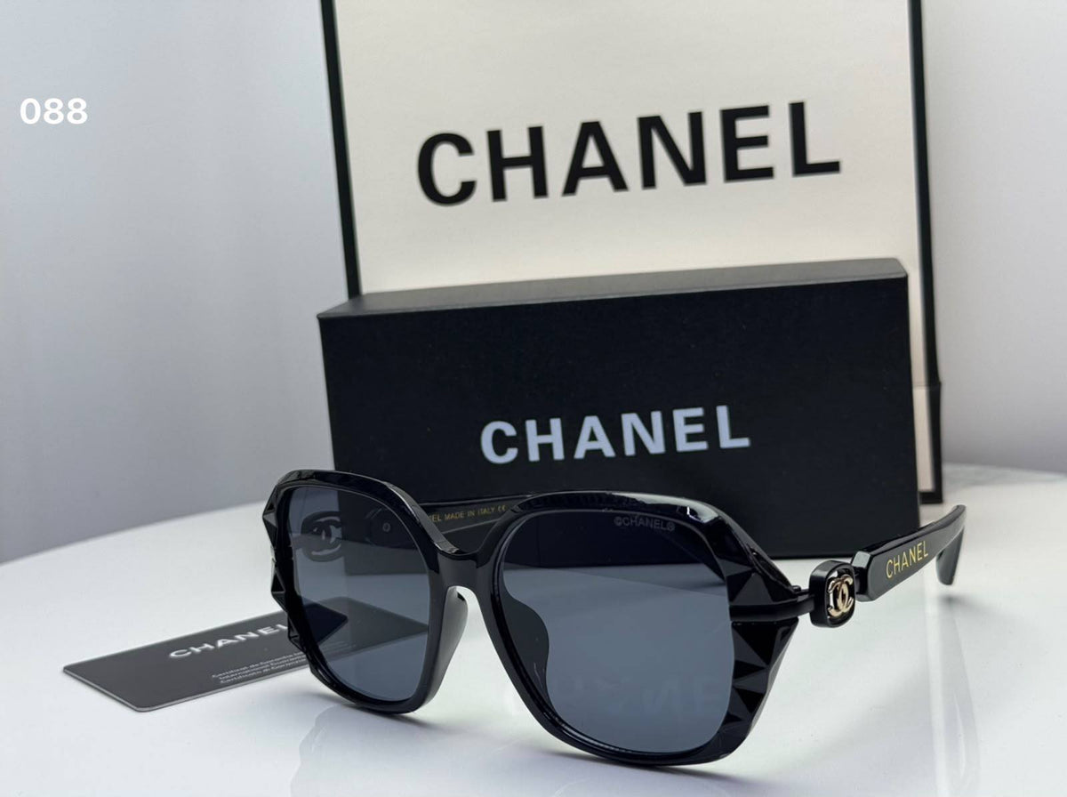 Chanel
Sunglasses 
65 dhs🇦🇪🇦🇪

Zain182
♥️♥️♥️