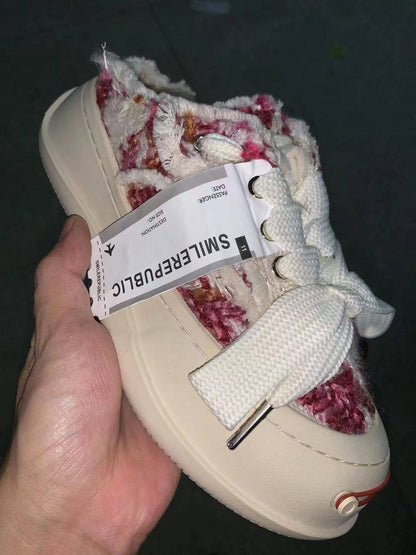 Ladies Fashion Shoes
65 dhs✅
size,35….43
💓💓

Zain161
❣️❣️❣️