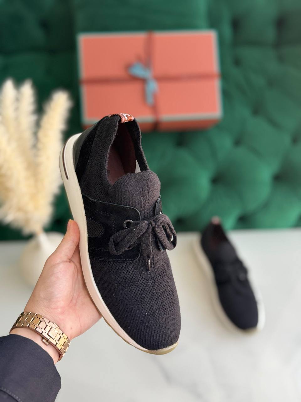 Loro piana
*Vip quality*
*Size:36To42*
490 dhs🇦🇪

Zain113
♥️♥️♥️