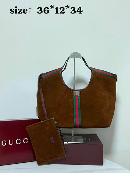 Gucci
120 dhs❣️
2 SIZE 
Good quality 

Zain07
♥️♥️♥️