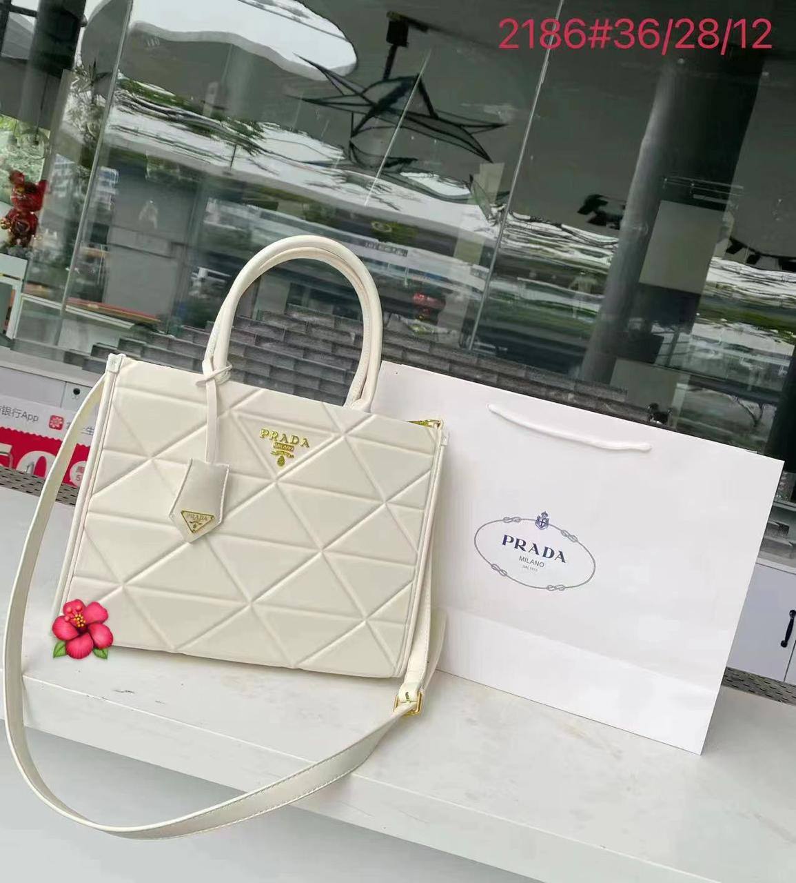 LV - Prada
110 dhs🌺

Zain143
♥️♥️♥️