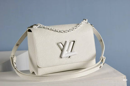 LV
Master🌺
300 dhs✅

Zain10
♥️♥️♥️