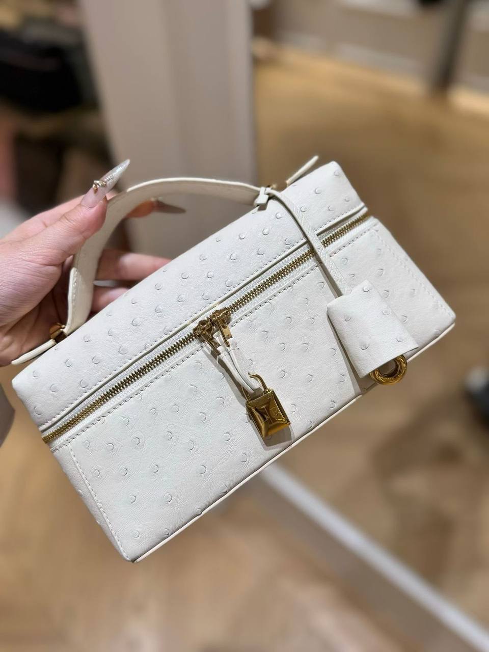Loro Piana
Extra Pocket 23
Made of Authentic Leather
Direct factory order delivery 15days after down payment. 
Guaranteed Premium Quality❣️❣️❣️
For Price 👇 WhatsApp✅
0568585901 
0507557372
0552275751 Owner Zain 👌

Zain71
♥️♥️♥️