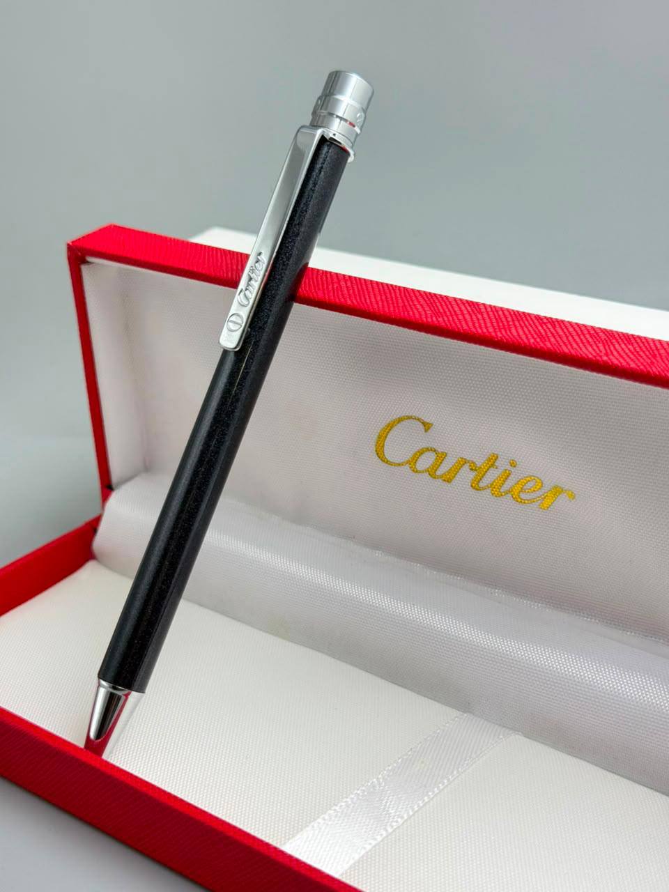 CARTIER PEN 🖊
*60 dhs✅ WITH MASTER BOX*
*40 dhs✅ WITH NORMAL BOX*

Zain29
♥️♥️♥️
