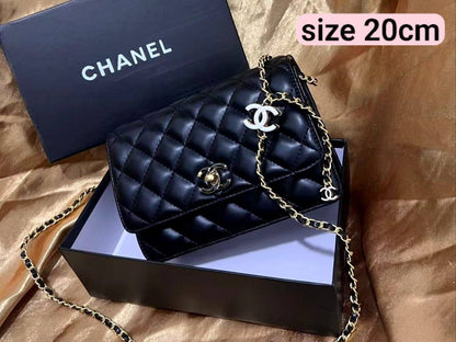 Chanel
80 dhs✅
with box

Zain26
♥️♥️♥️