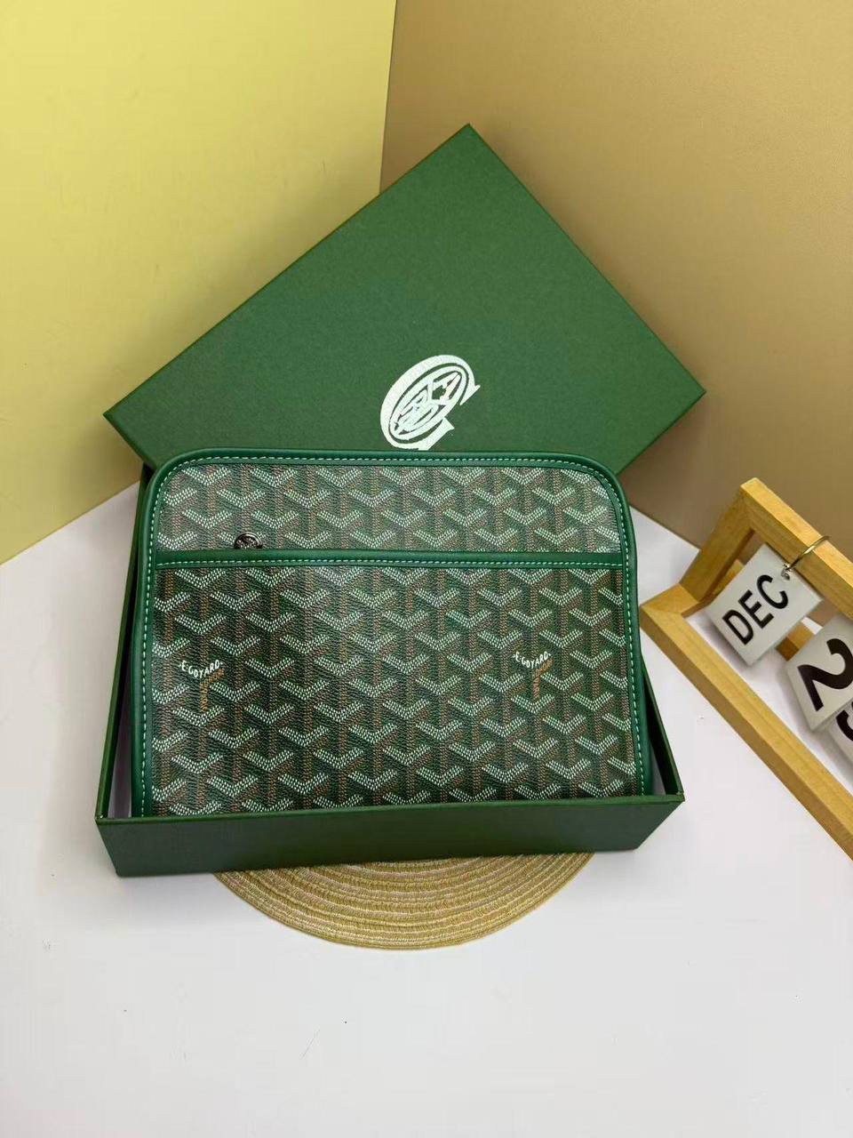 Goyard
25Cm High Quality 
80 dhs💓
With Box

Zain50
♥️♥️♥️