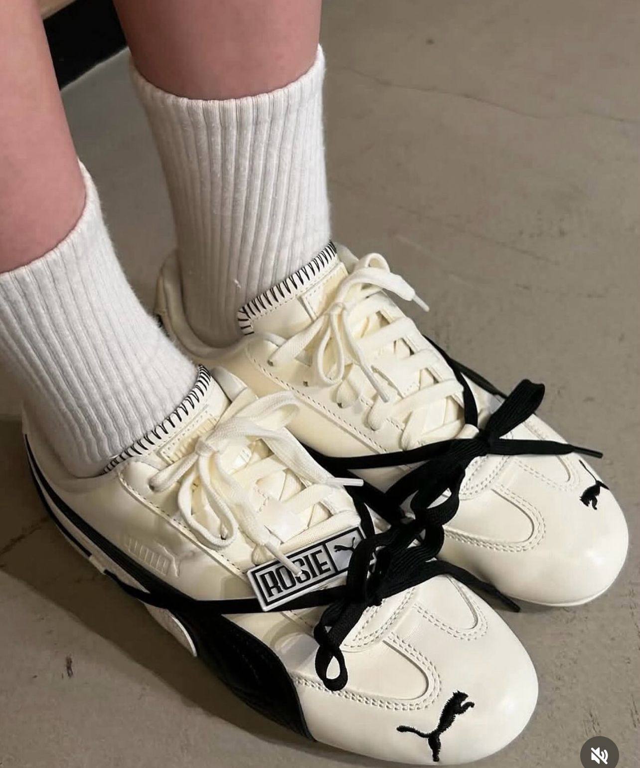 PUMA x ROSÉ Speedcat Lea Sneakers Warm White 

36-42 AVAILABLE🤩 

210 dhs🪙🌨️

Zain242
♥️♥️♥️