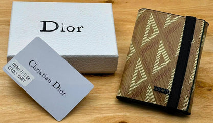 Wallets
45 dhs🇦🇪🇦🇪

Zain182
♥️♥️♥️