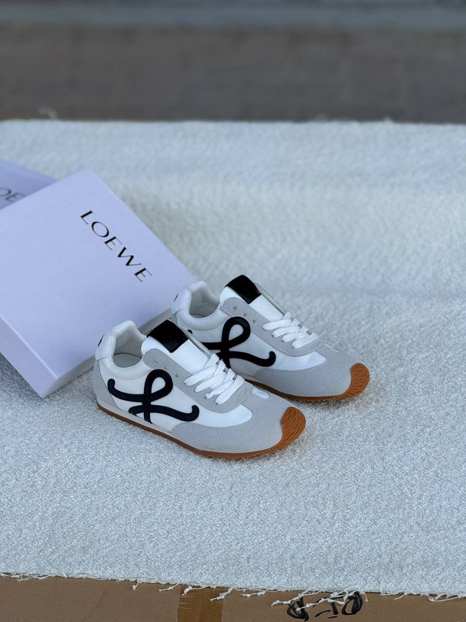 New.  Loewe shoes
Size  .  36.  to 41
90 dhs✅
offer offer

Zain80
♥️♥️♥️