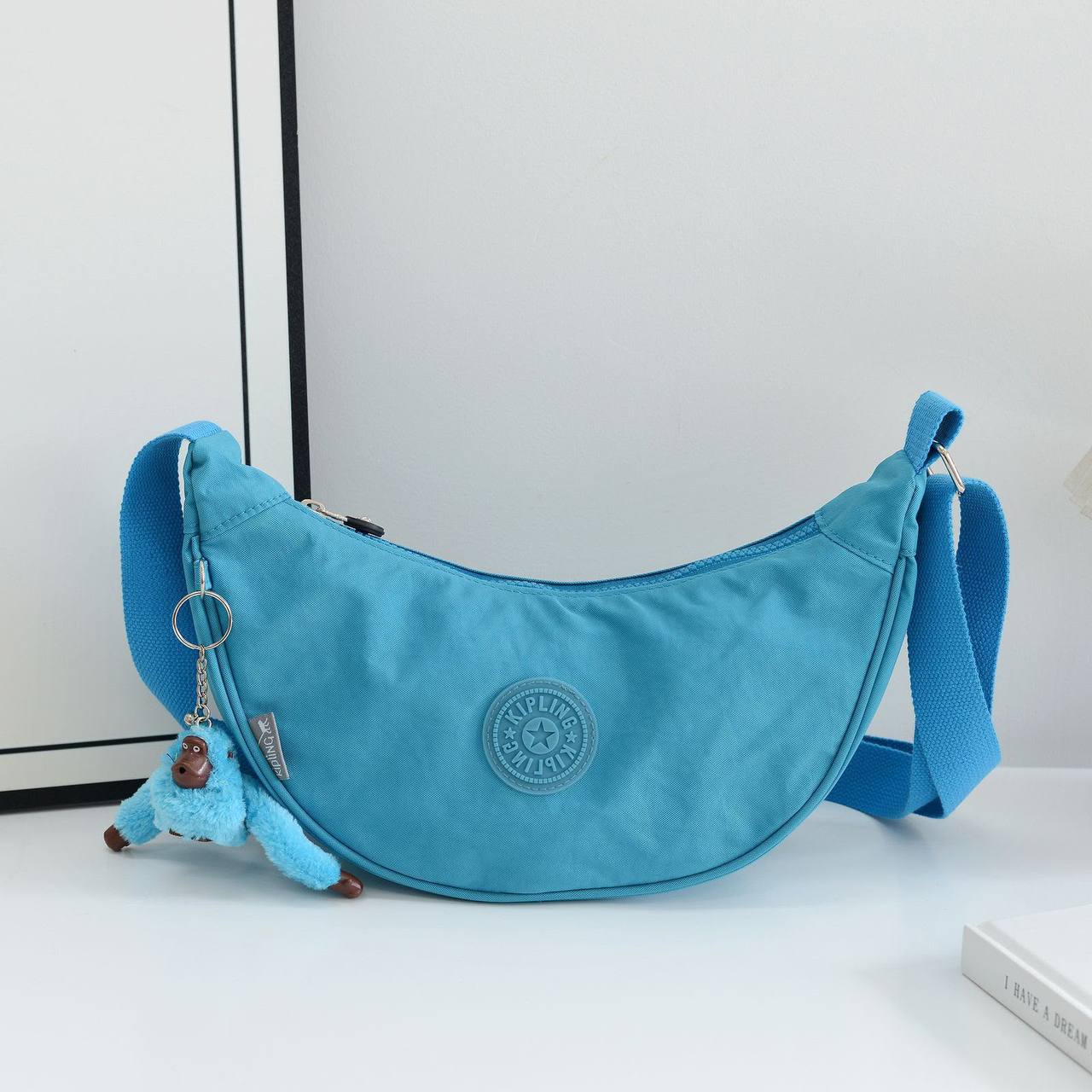 KIPLING SLING BAGS GOOD QUALITY 
45 dhs✅

Zain295
♥️♥️♥️