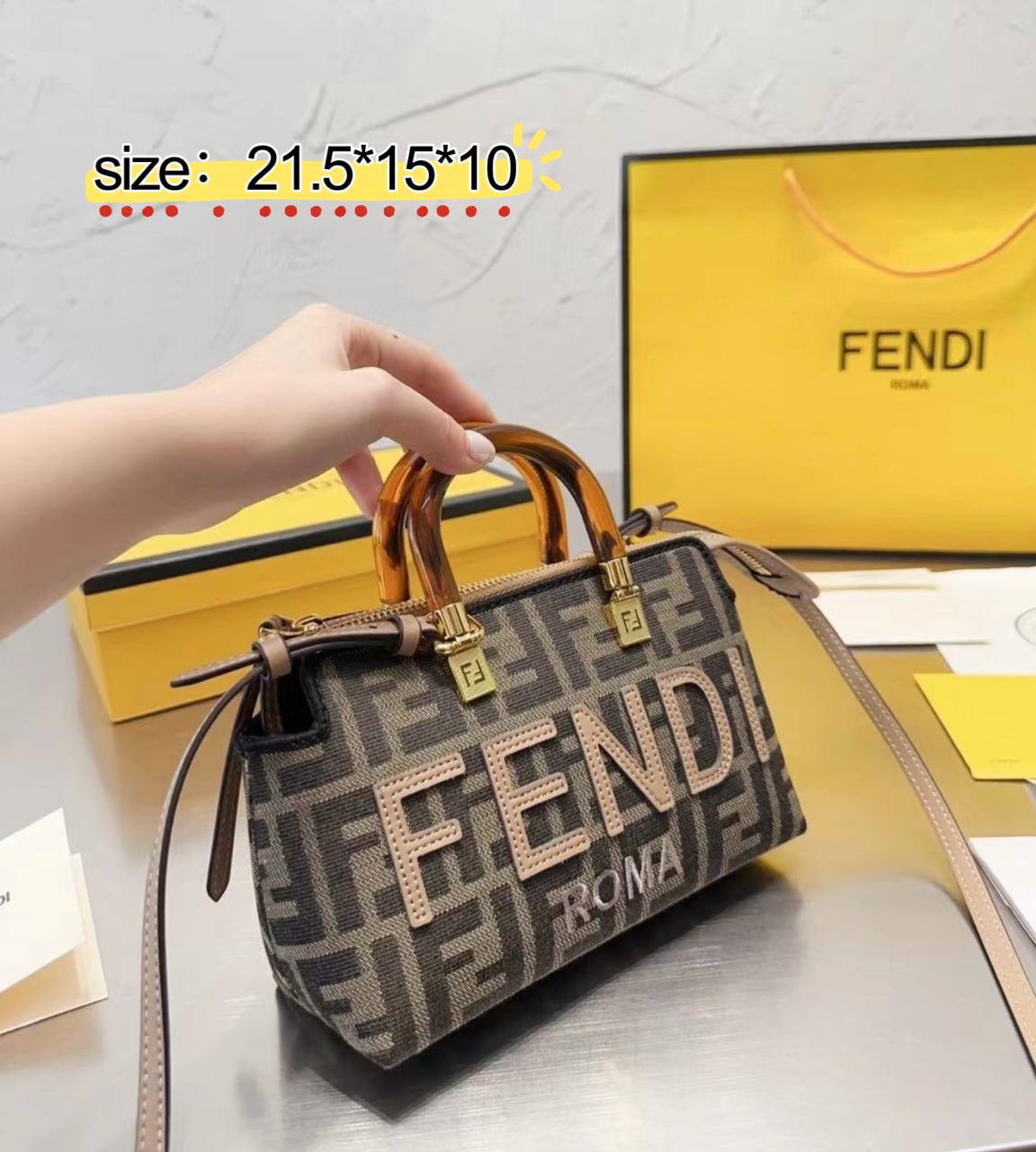 Fendi

85 dhs✅

with box
🎁🎁🎁

Zain38
♥️♥️♥️