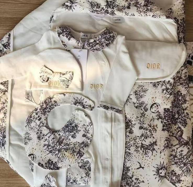 Baby Set
For Price 👇 WhatsApp✅
0568585901 
0507557372
0552275751 Owner Zain 👌

Zain151
♥️♥️♥️