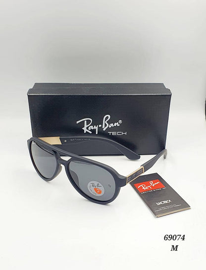 Ray Ban
50 dhs✅

Zain182
♥️♥️♥️