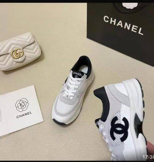 Chanel
High quality 
size 36-42 
170 dhs🪙🌨️

Zain132
♥️♥️♥️