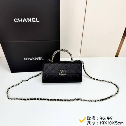 Chanel
Master 
250 dhs❣️

Zain153
♥️♥️♥️