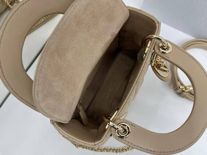 Super XXX Master Bags
For Price 👇 WTSP Text Zain 0568585901

Zain274
♥️♥️♥️