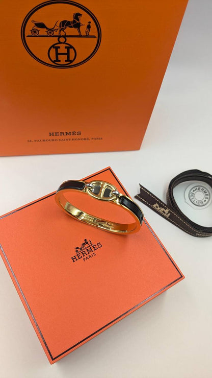 Hermes
130 dhs🪙🌨️
Master
normal box brand name
🎁🎁🎁

Zain210
♥️♥️♥️