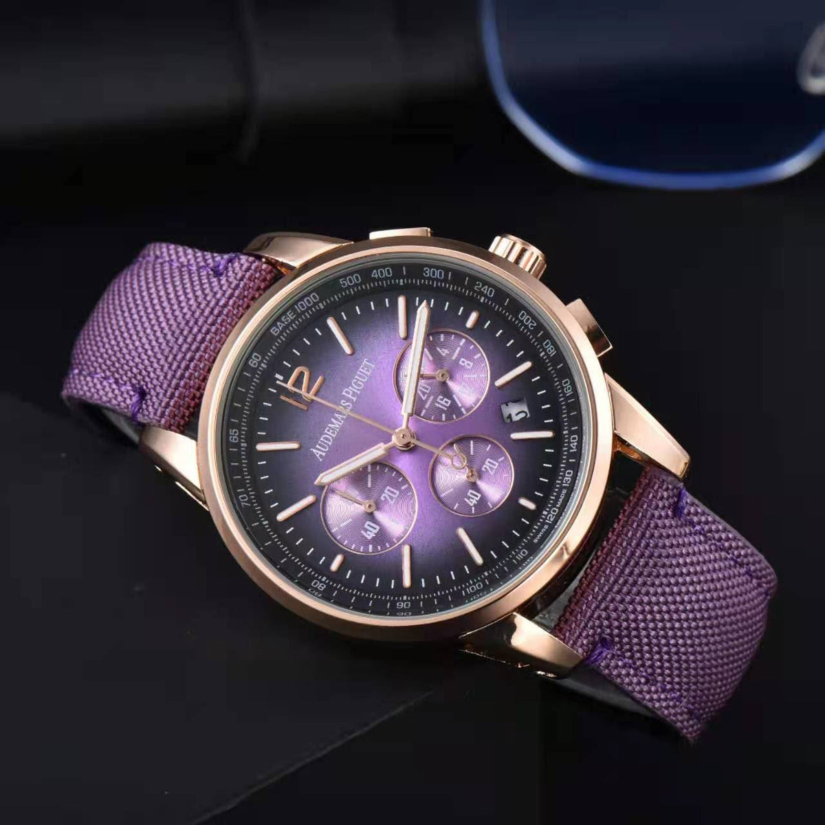 stop  watch  
35AED

with original box  
90 dhs🇦🇪🇦🇪

Zain85
♥️♥️♥️