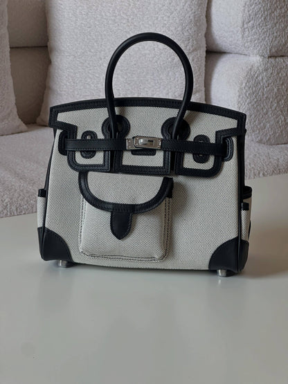 Hermes birkin 25cm💕master quality😍with box❤️
580 dhs🪙🌨️

Zain52
♥️♥️♥️