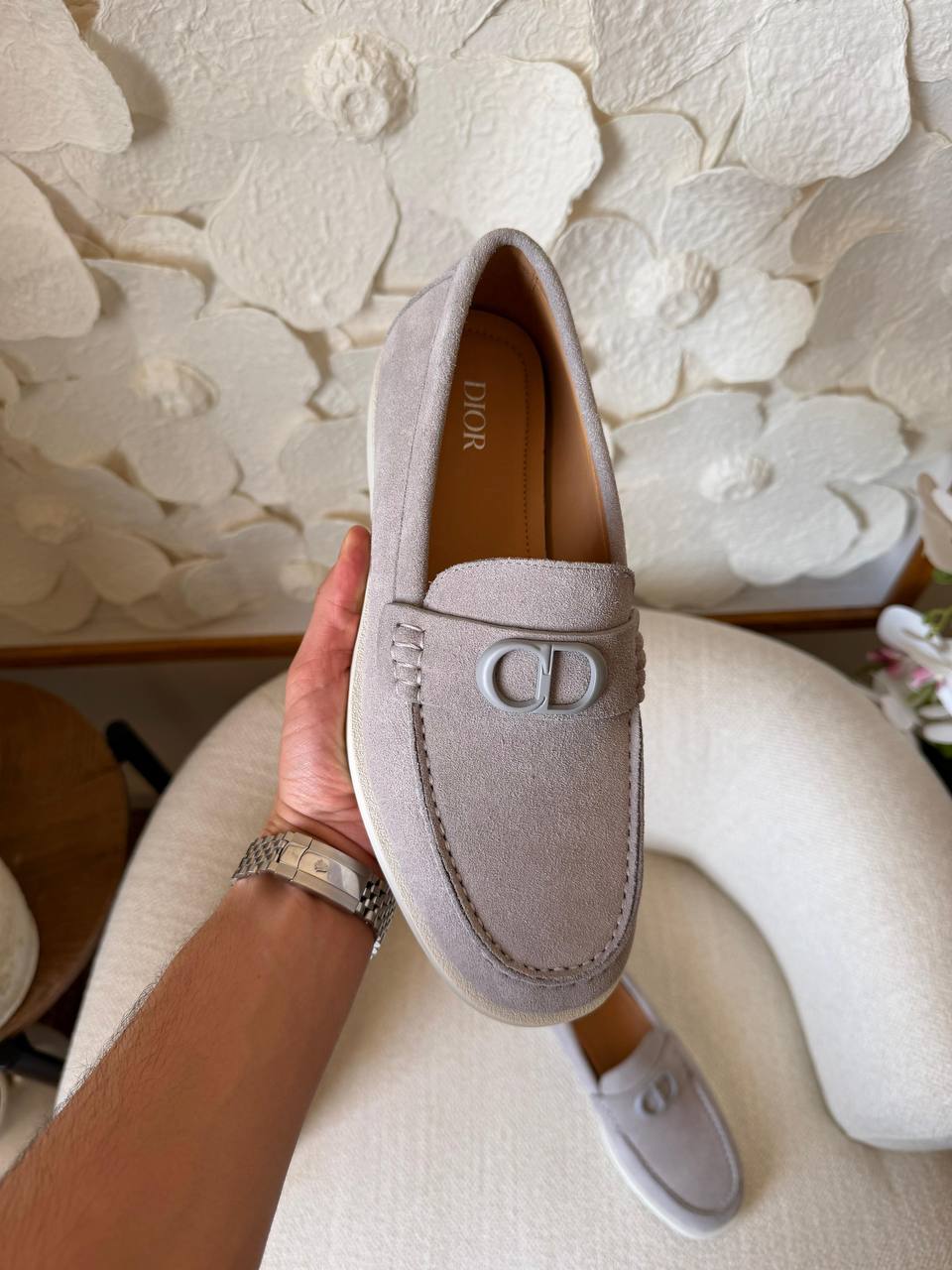 Dior Granville Loafer
*VIP quality*
*size: 40 t0 46*
450 dhs✅

Zain185
♥️♥️♥️
