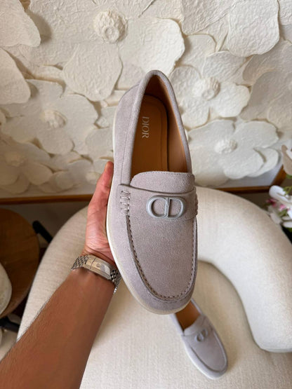 Dior Granville Loafer
*VIP quality*
*size: 40 t0 46*
450 dhs✅

Zain185
♥️♥️♥️