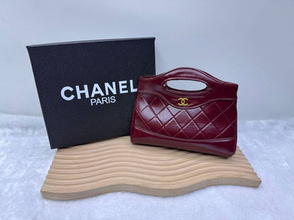 Chanel

With box 
🎁🎁🎁

95 dhs🪙🌺

Zain114
♥️♥️♥️