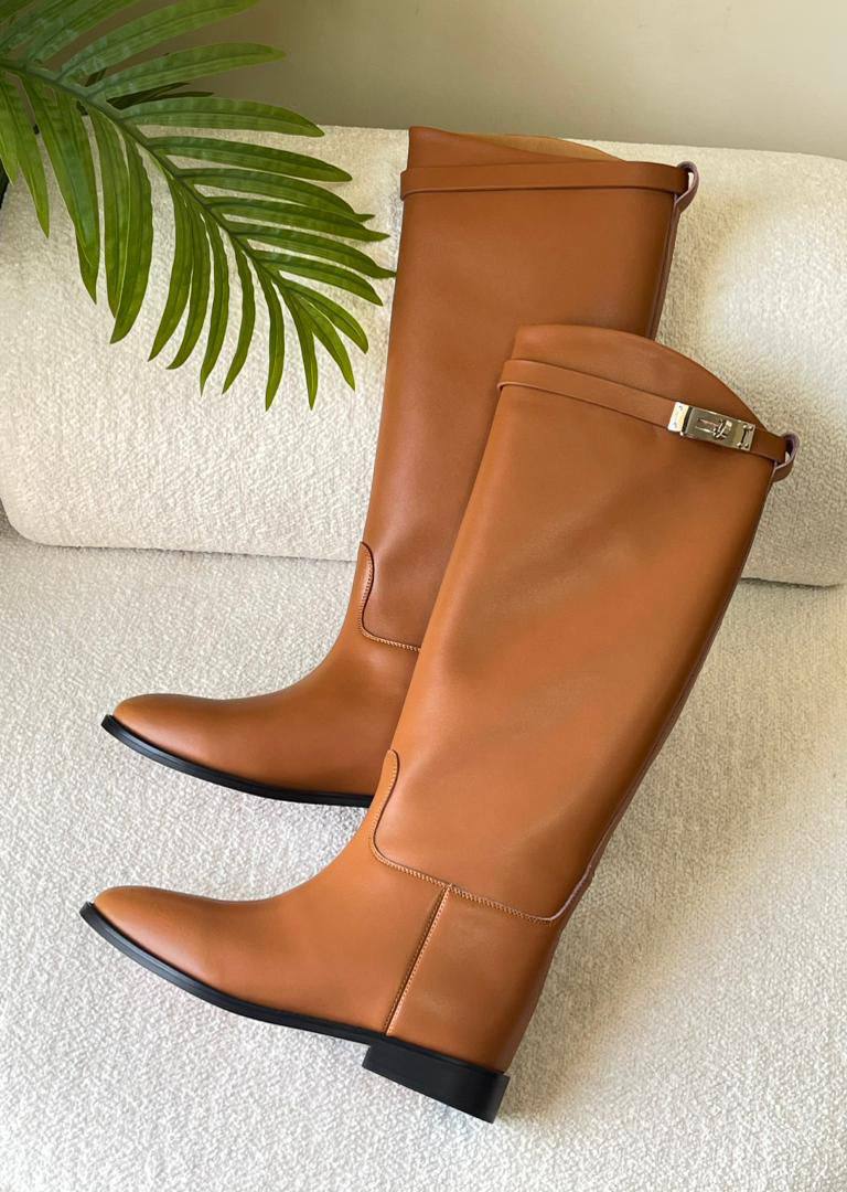 Boots 
For Price 👇 WTSP Text Zain 0568585901

Zain171
♥️♥️♥️
