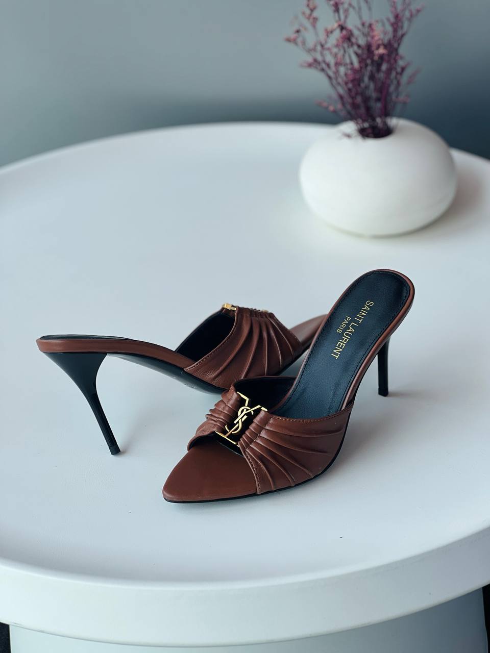 Ysl ✨⭐️
Size 36-41
_Super master high quality_🪡
450 dhs💛

Zain176
♥️♥️♥️