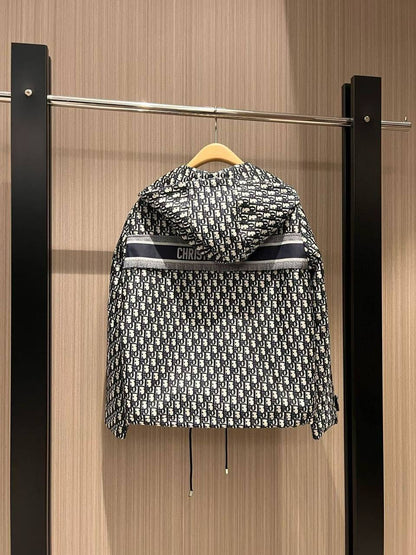 *New collections   
Master dior
      price 230 dhs
 
*Sizes:S M L xl

Zain231
♥️♥️♥️