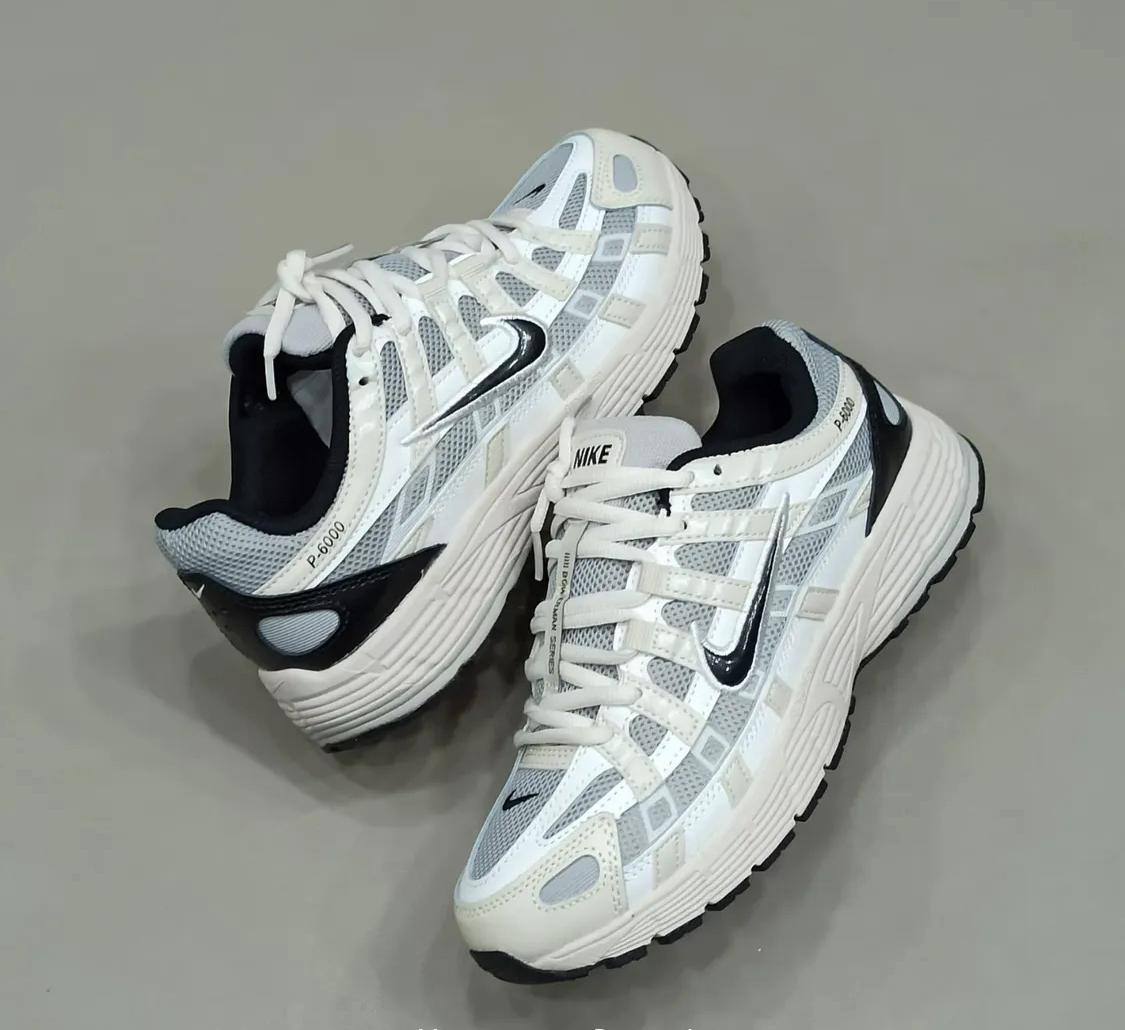 Nike
Size 40 TO 45 
140 dhs✅

Zain183
♥️♥️♥️