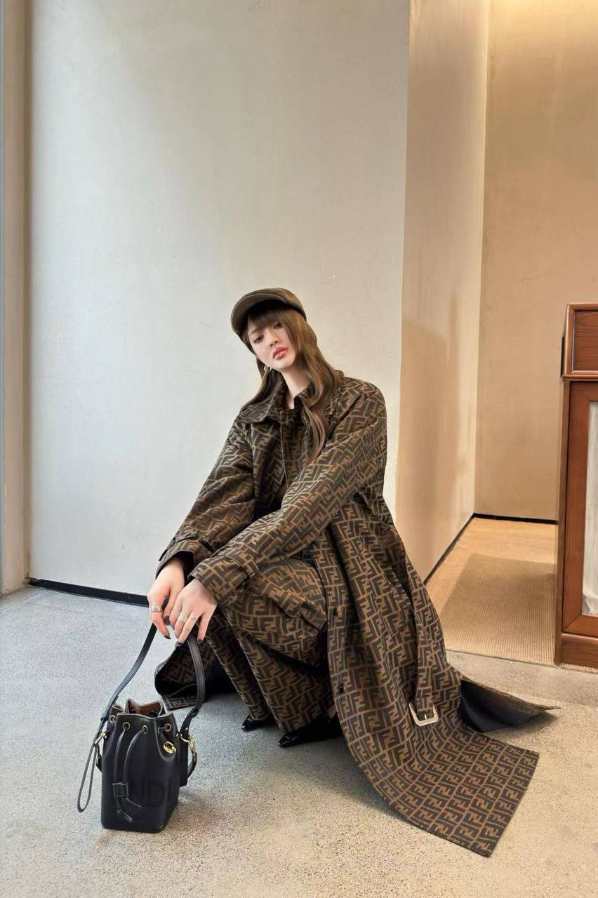 *New collections     
330 dhs🪙🌨️
*good  quality  🍒❤️❤️🛍️🛍️
*Sizes:S M L xl* 
*AVAILABLE NOW*

Zain231
♥️♥️♥️