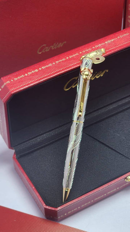 Cartier 
pen master quality 
with box and paper bag 
🎁🎁🎁

95 dhs💓


Zain59
♥️♥️♥️