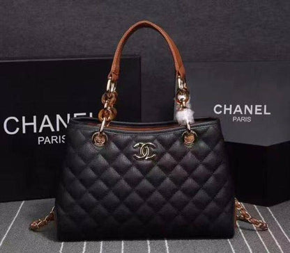 Chanel 
Good Quality 
110 dhs❣️

Zain250
♥️♥️♥️