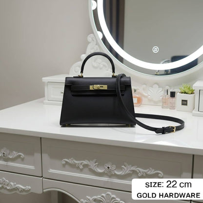 HERMES ᴋᴇʟʟʏ
ɢᴏʟᴅ ʜᴀʀᴅᴡᴀʀᴇ
ᴍᴀᴛᴛᴇ ʜᴀʀᴅ ʟᴇᴀᴛʜᴇʀ
ᴡɪᴛʜ ʟᴏɴɢ ʙᴇʟᴛ sᴛʀᴀᴘ
sɪᴢᴇ: 22 cm
ᴡɪᴛʜ BOX
🎁🎁🎁

90 dhs❤️

Zain31
♥️♥️♥️
