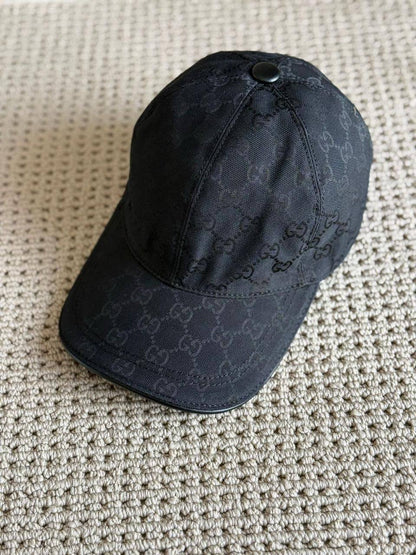 GUCCI - Hermes - Burberry
*Unisex cap 🧢* 
*Master quality* 
180 dhs🇦🇪

Zain179
♥️♥️♥️