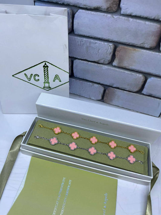 VCA ❤️‍🔥*
Bracelet 🦋
Copy one ✨
Offer price 🐦‍🔥
With normal boxes 📦 
40 dhs🪙🌨️
With master box 📦 
75 dhs🪙🌨️

Zain216
♥️♥️♥️