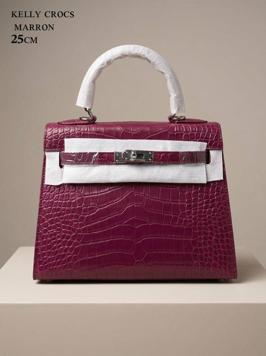 Hermes ᴋᴇʟʟʏ 
ᴡɪᴛʜout 📦 
ᴄʀᴏᴄᴏᴅɪʟᴇ ᴅᴇsɪɢɴ
sɪᴢᴇ:25ᴄᴍ
120 dhs💓

Zain56
♥️♥️♥️