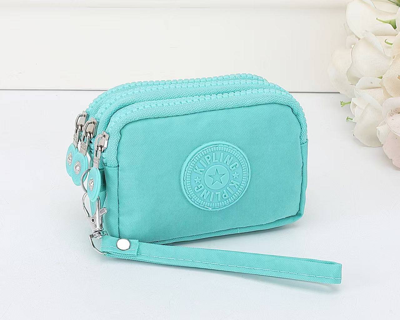 Kipling
15 dhs🇦🇪🇦🇪

Zain169
♥️♥️♥️