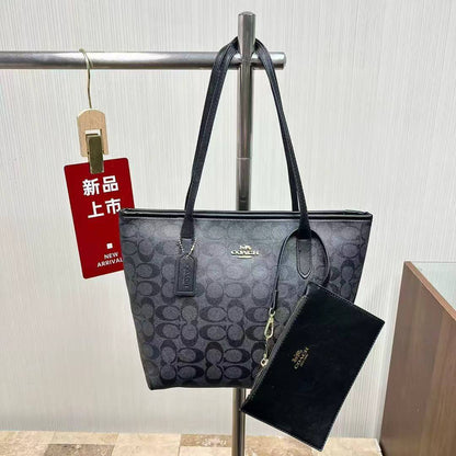 Coach Bags 

70 dhs🇦🇪🇦🇪

Zain232
♥️♥️♥️