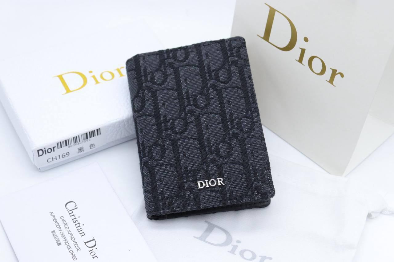Master Wallets
110 dhs✅

Zain33
♥️♥️♥️