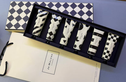 JO MALONE SET 
75 dhs💓

Zain01
♥️♥️♥️