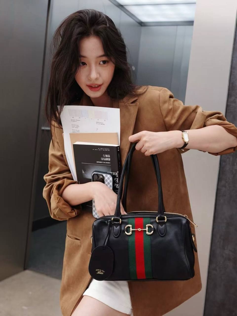 GUCCI 

NEW CAME 
HIGH QUALITY 

WITH BOX 
125 dhs🇦🇪🇦🇪

Zain39
♥️♥️♥️
