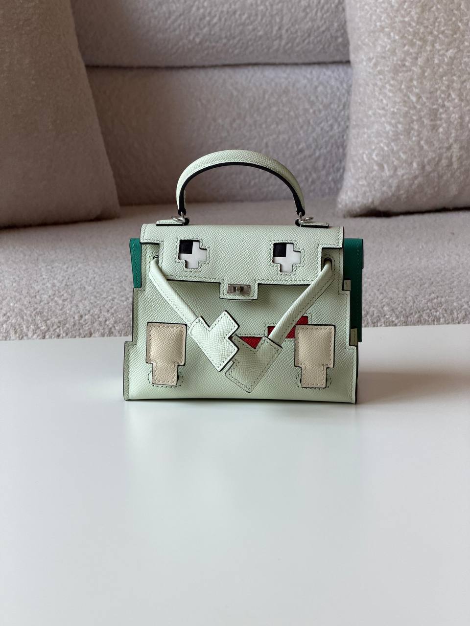 Hermes
 kelly doplex 22cm💥Master quality ✅with box📦
380 dhs💓

Zain52
♥️♥️♥️