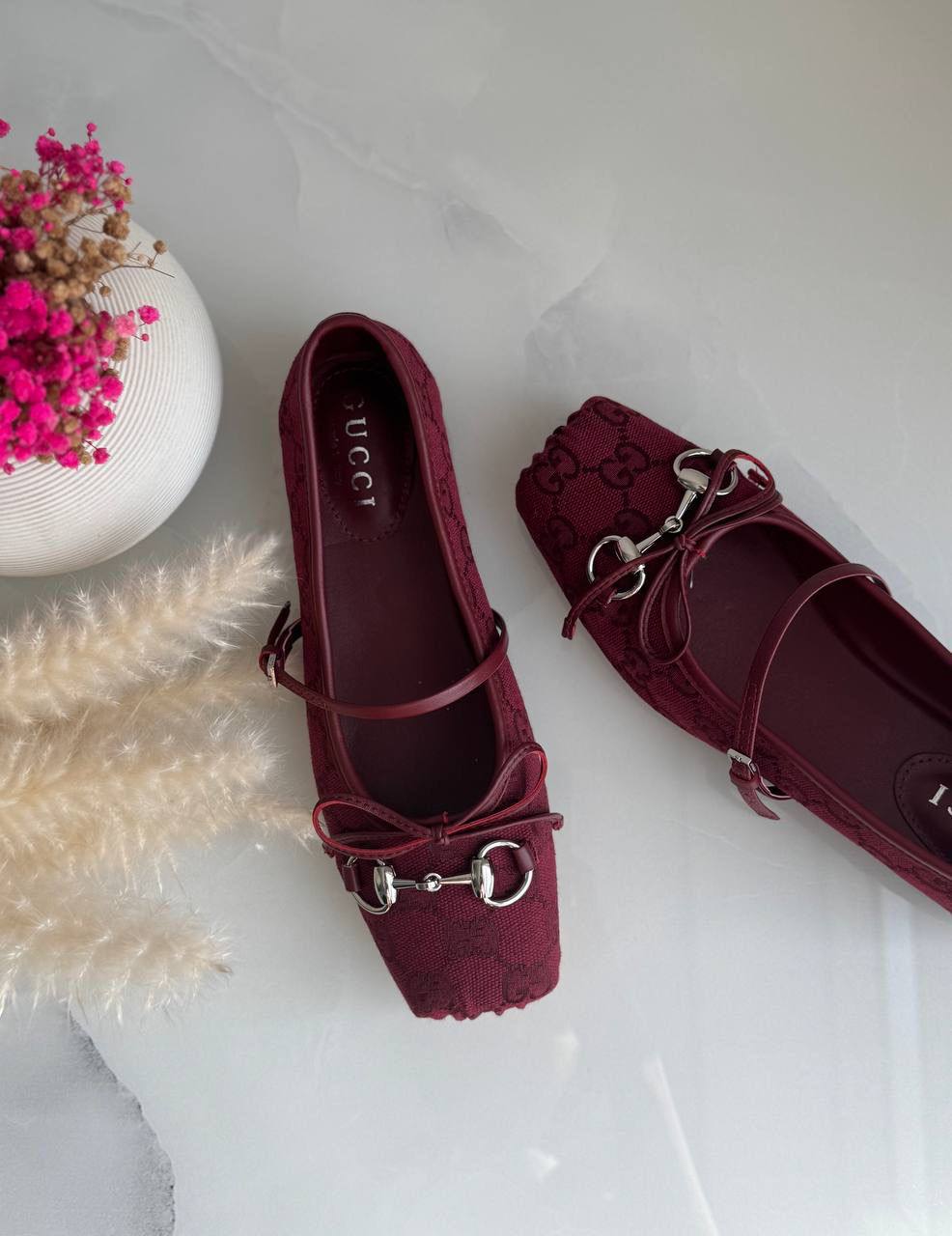 NEW Gucci
*Vip quality*
*Size 36 to 41*
450 dhs✅

Zain113
♥️♥️♥️