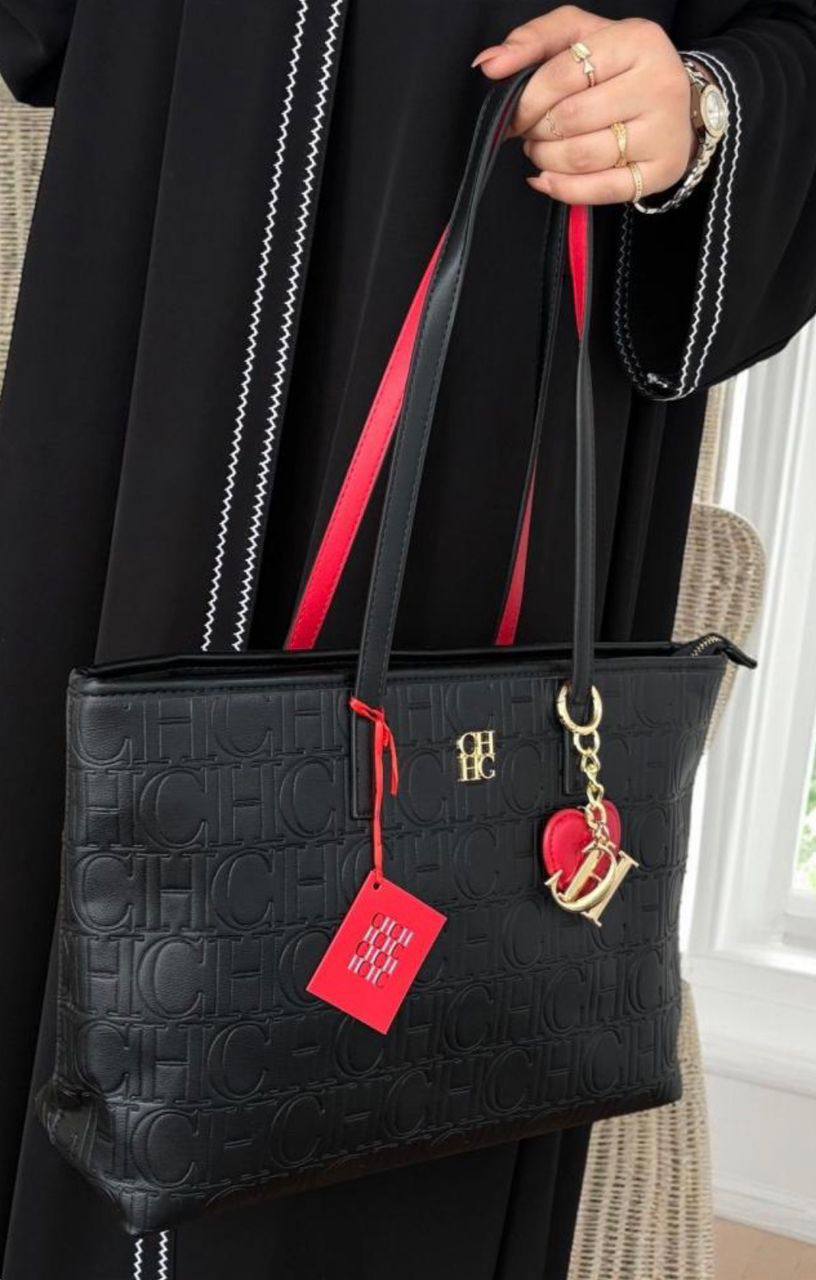 CH
100 dhs🪙🌨️
SIZE：42cm
High quality and large capacity

Zain35
♥️♥️♥️